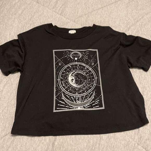 Garage crop - Picture 1 of 1